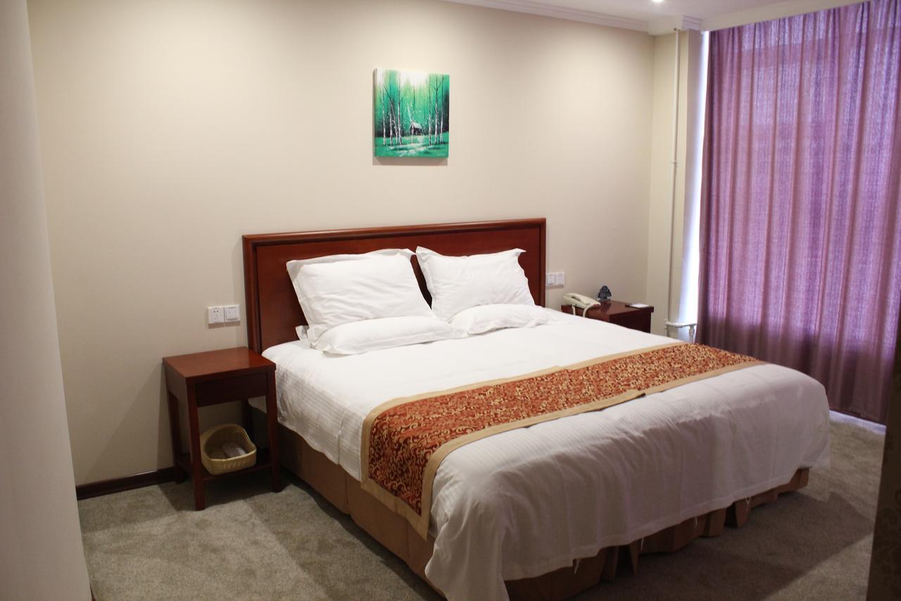 Greentree Inn Shanghai Expo Site South Yanggao Road Subway Station Express Hotel 외부 사진